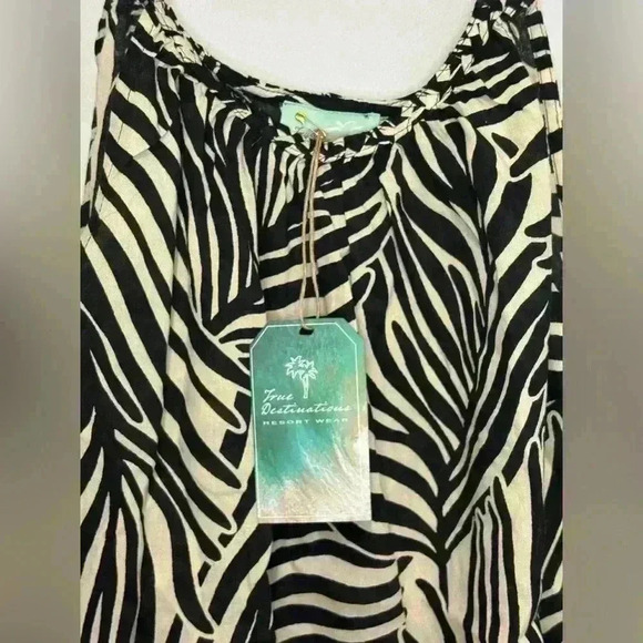 True Destinations Resort Wear Women's Flowy Lightweight Tank Size Small - Picture 7 of 7